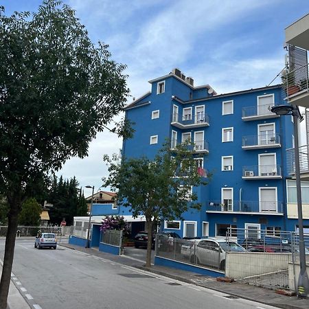 Hotel Belvedere Porto SantʼElpidio エクステリア 写真