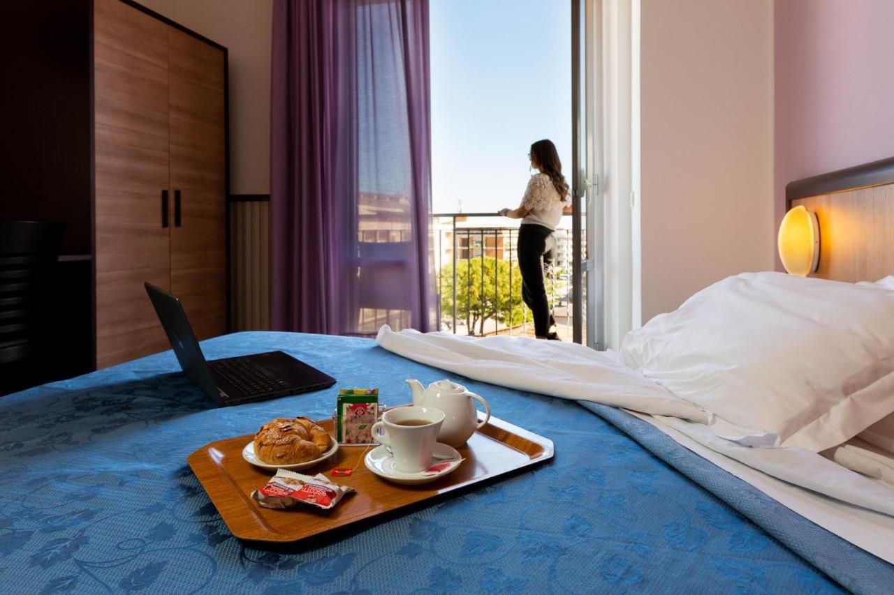 Hotel Belvedere Porto SantʼElpidio エクステリア 写真